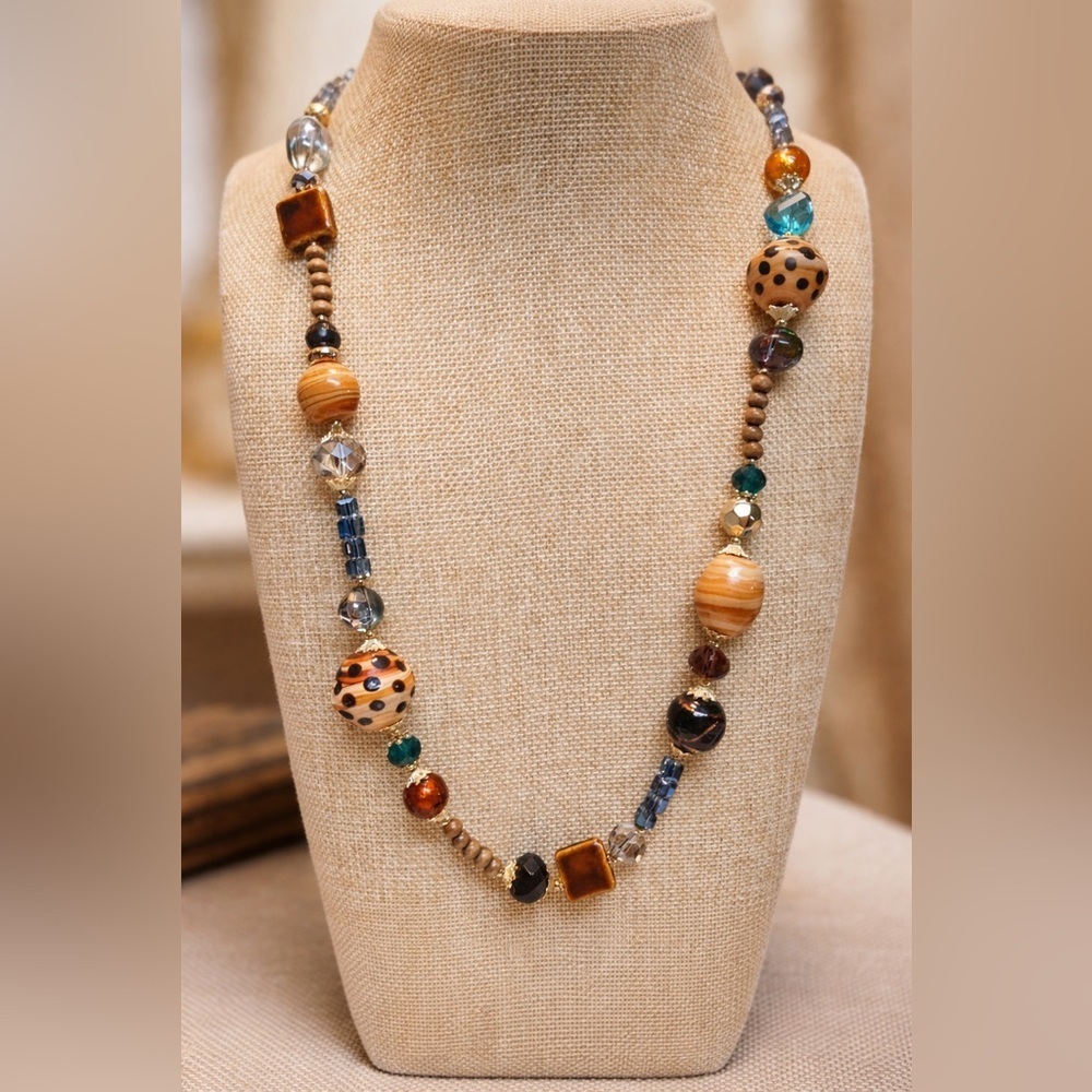 Premier Designs Glass Roots Beaded Necklace EUC 34"